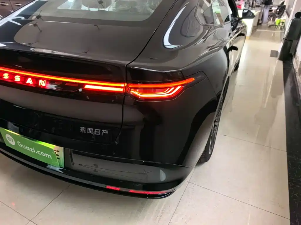 Nissan N7 — фото 8