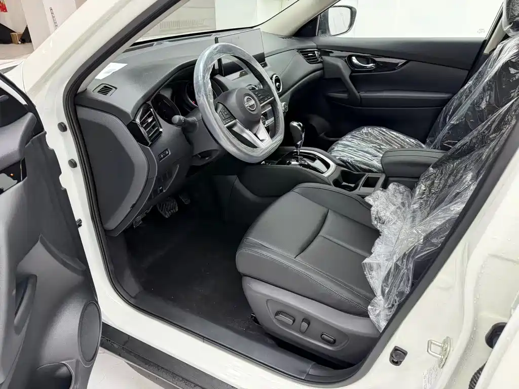 Nissan X-Trail — фото 14