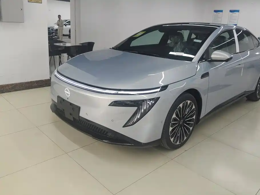 Nissan N7