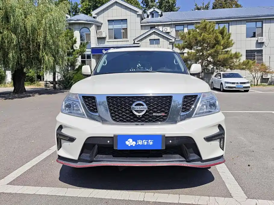Nissan Patrol — фото 2