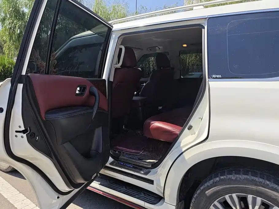 Nissan Patrol — фото 11