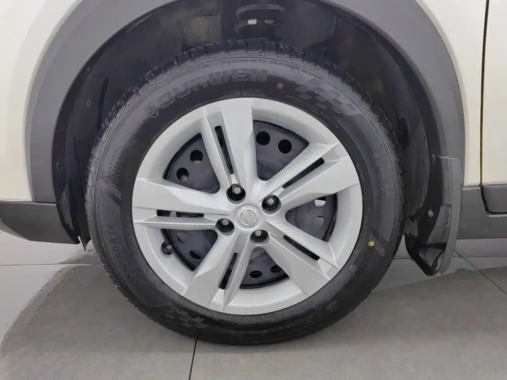 Nissan Kicks — фото 17