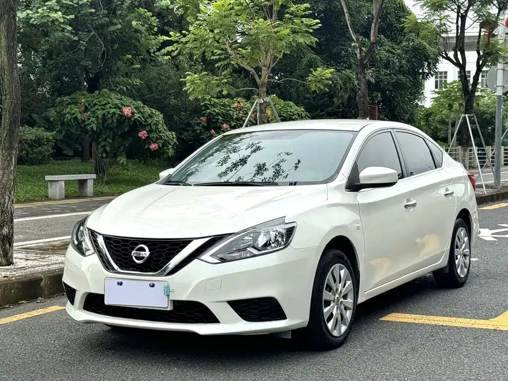 Nissan Sylphy — фото 1
