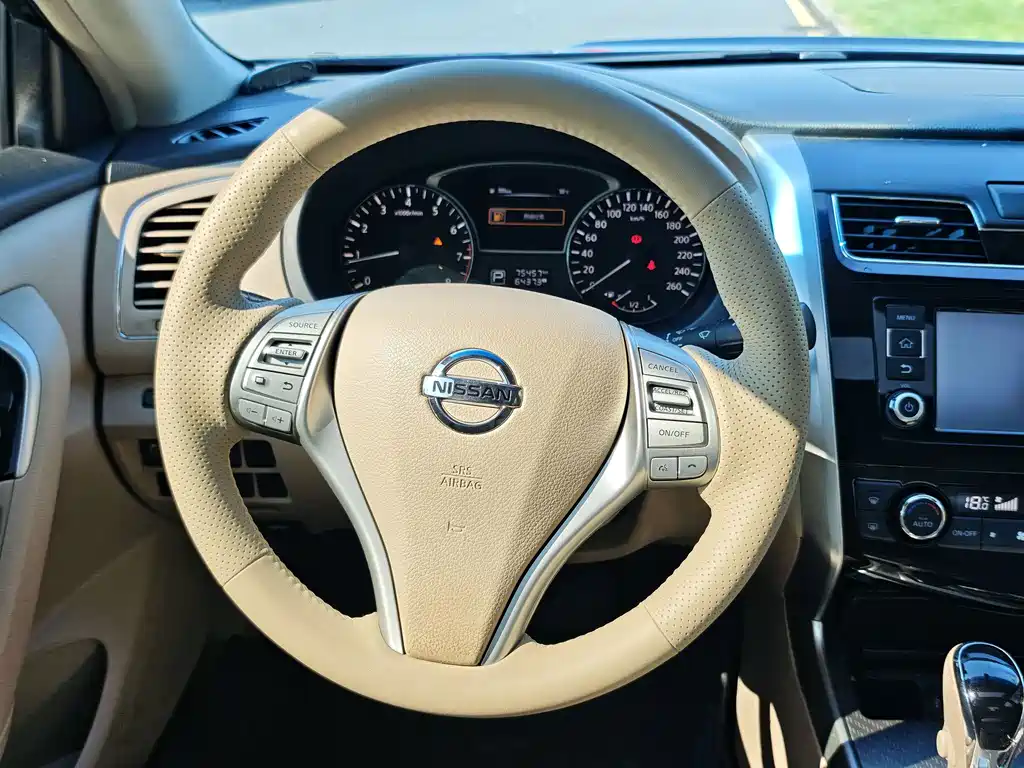 Nissan Teana — фото 18