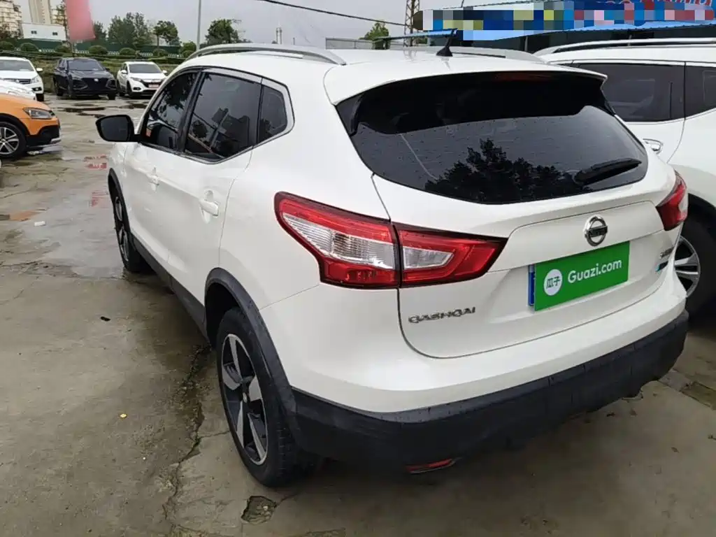 Nissan Qashqai — фото 5