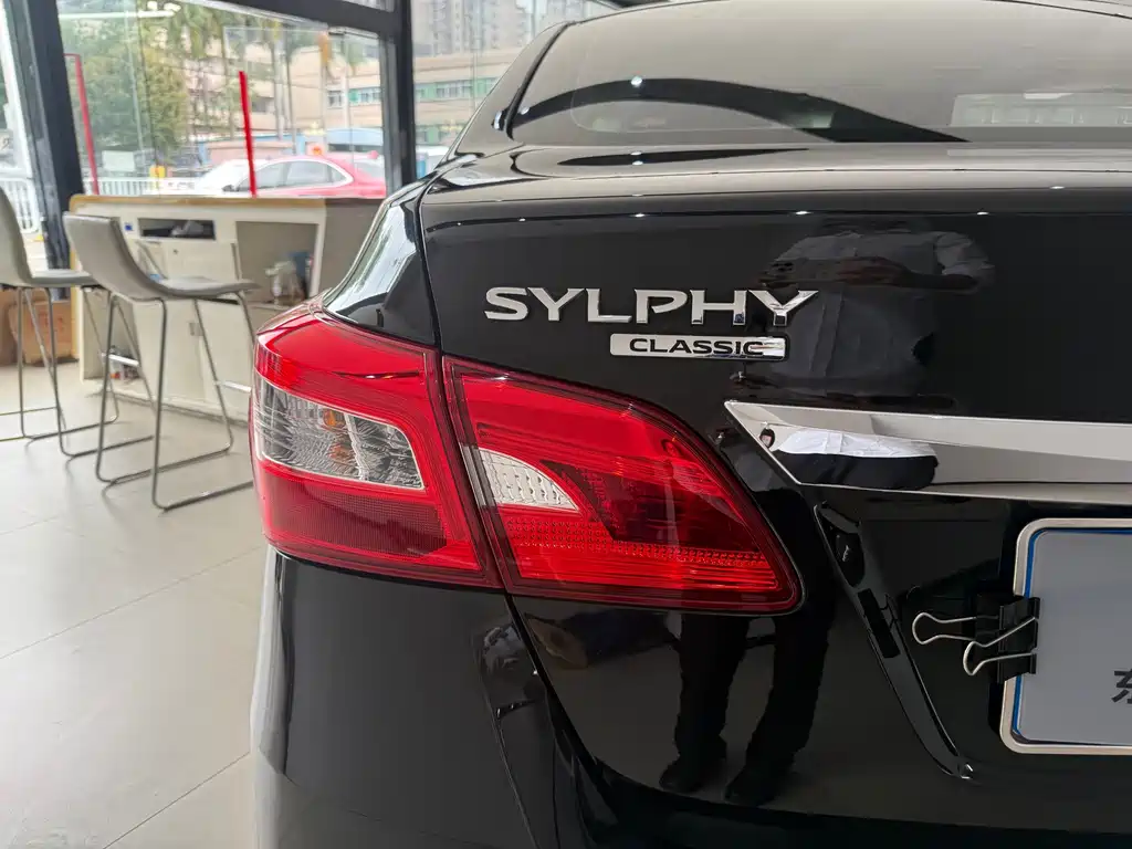 Nissan Sylphy — фото 15