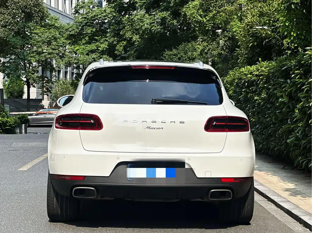 Porsche Macan — фото 5