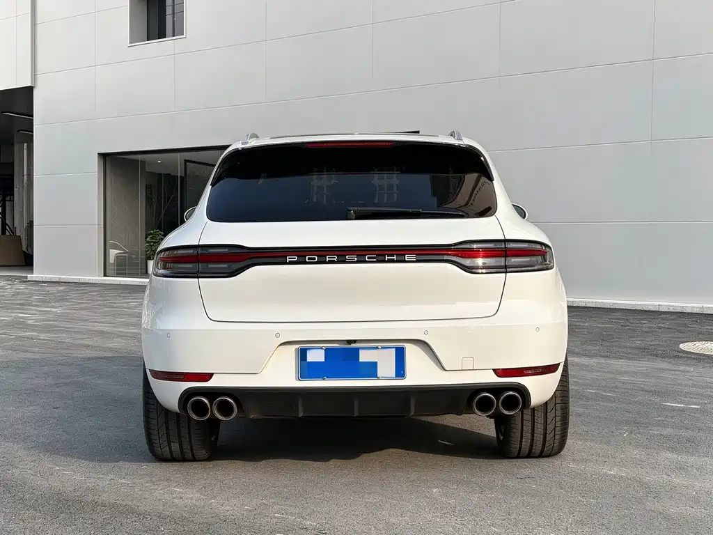 Porsche Macan — фото 22