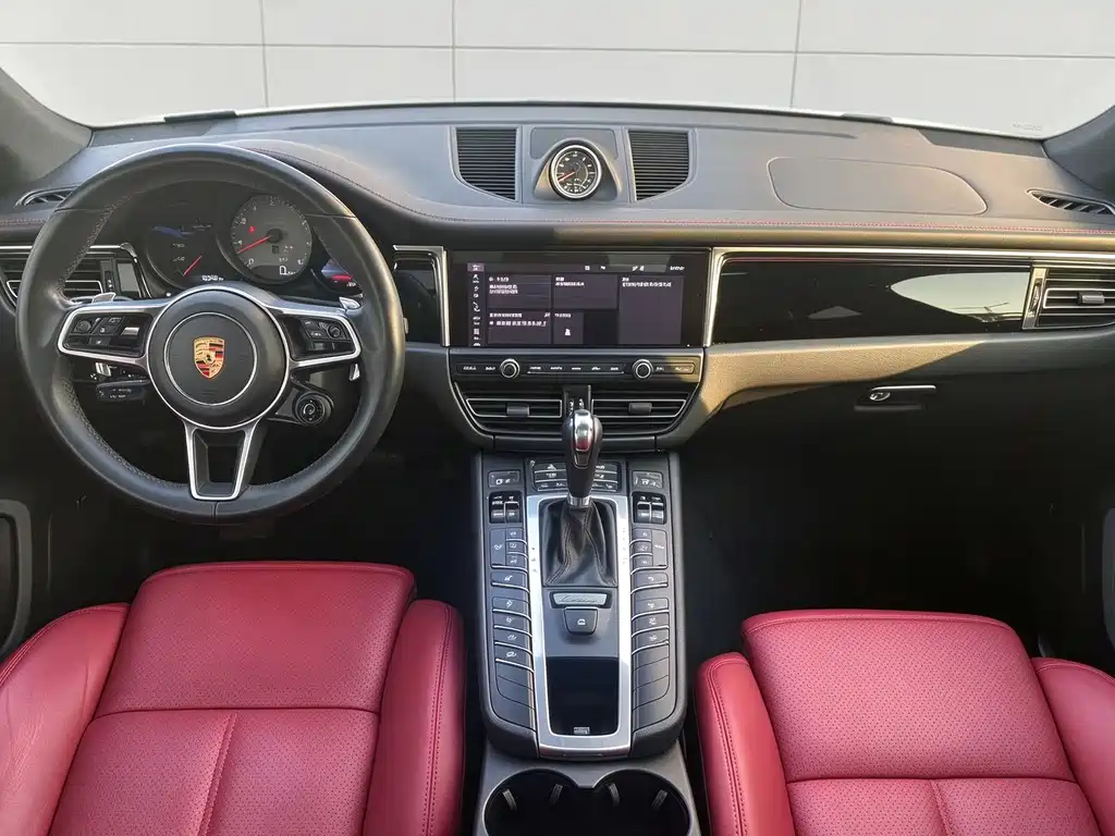 Porsche Macan — фото 4
