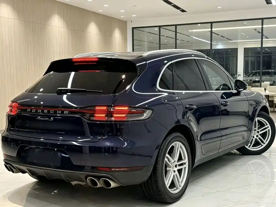 Porsche Macan — фото 7