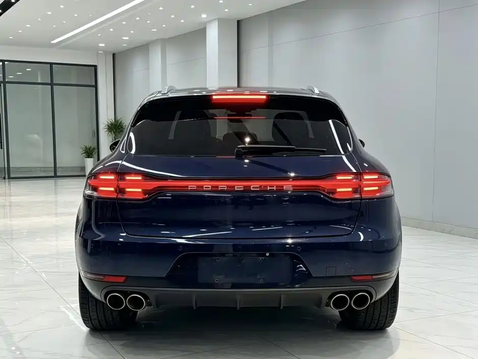 Porsche Macan — фото 8