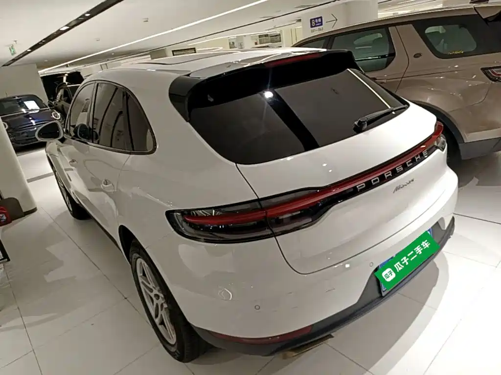 Porsche Macan — фото 23