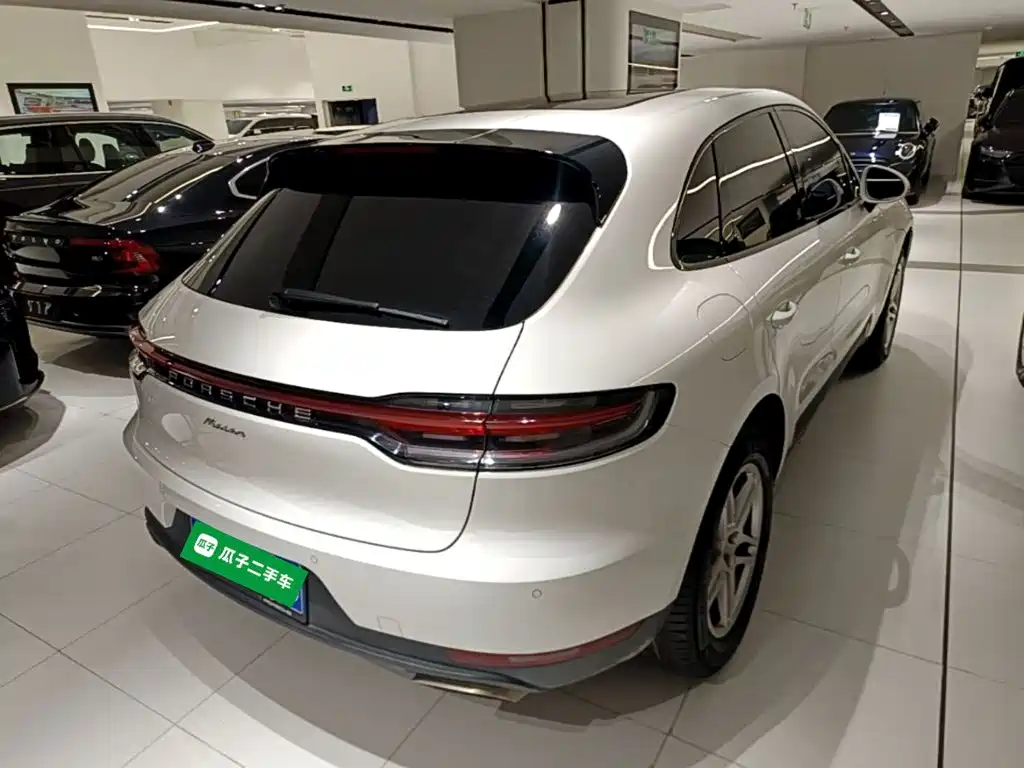 Porsche Macan — фото 5