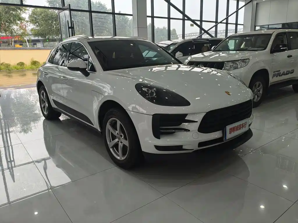 Porsche Macan — фото 3