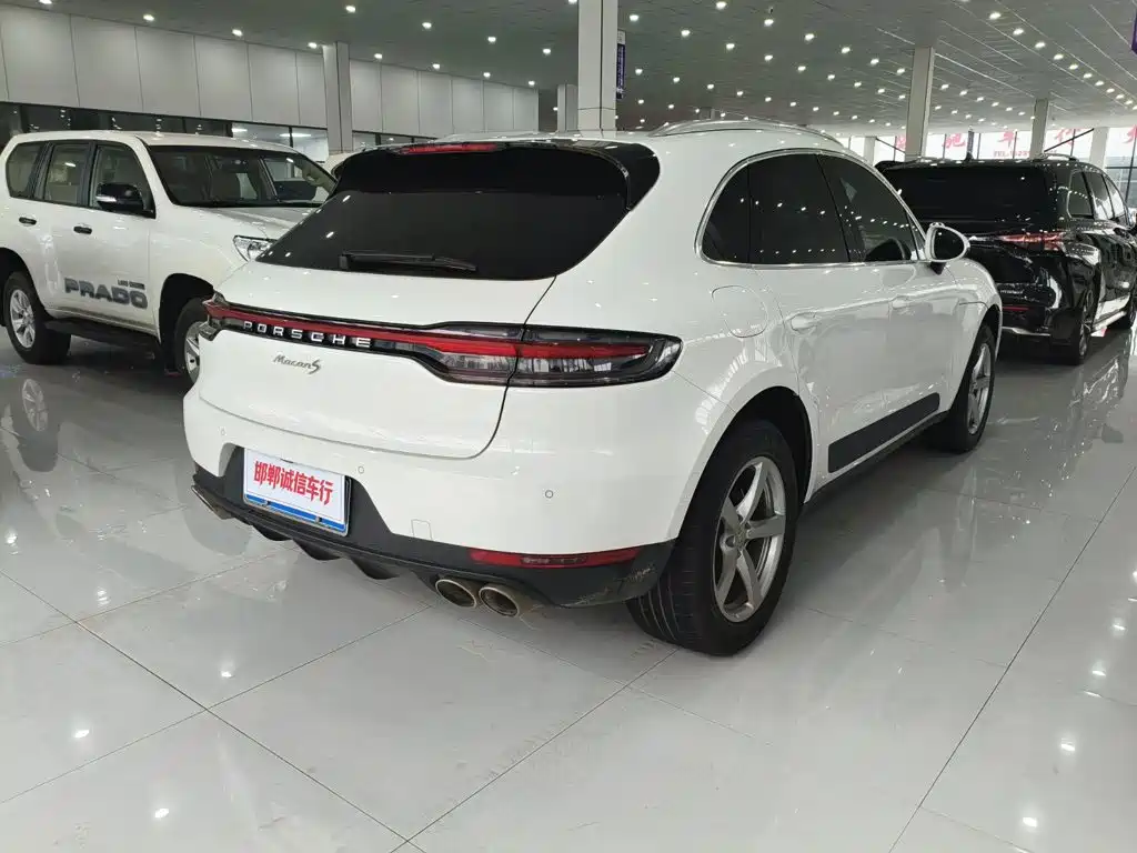 Porsche Macan — фото 4