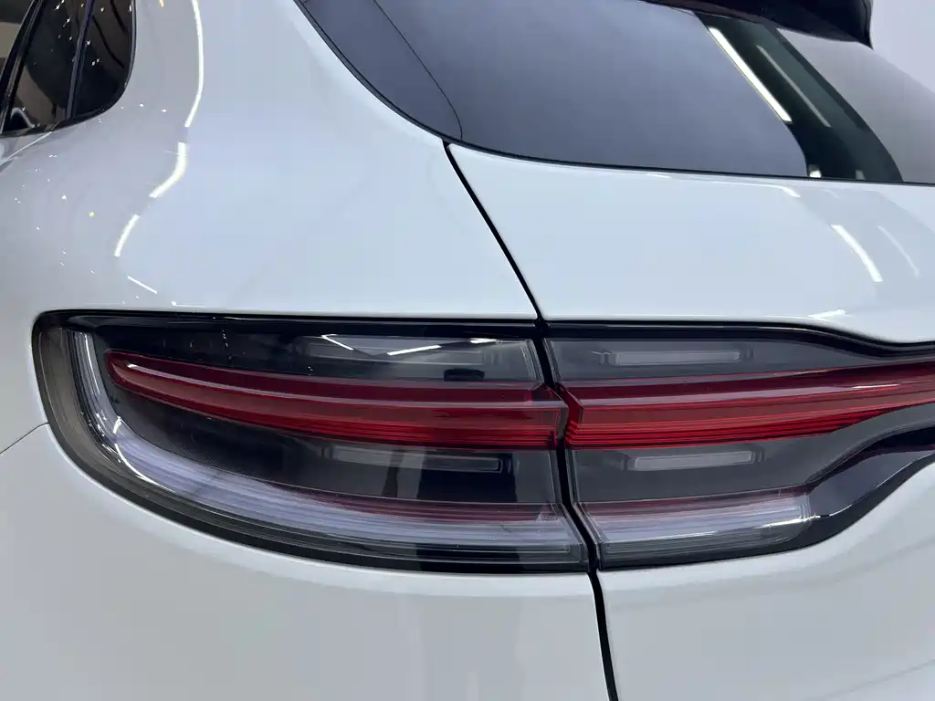 Porsche Macan — фото 8