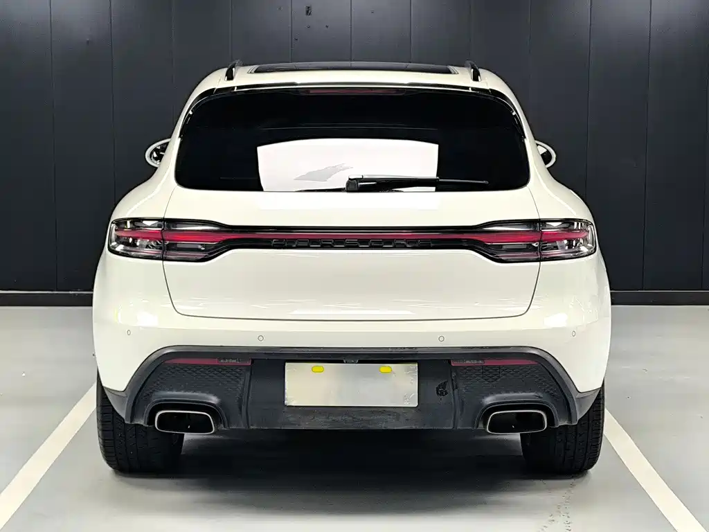 Porsche Macan — фото 20