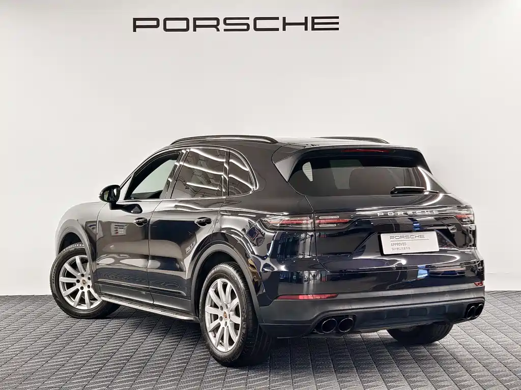 Porsche Cayenne — фото 7