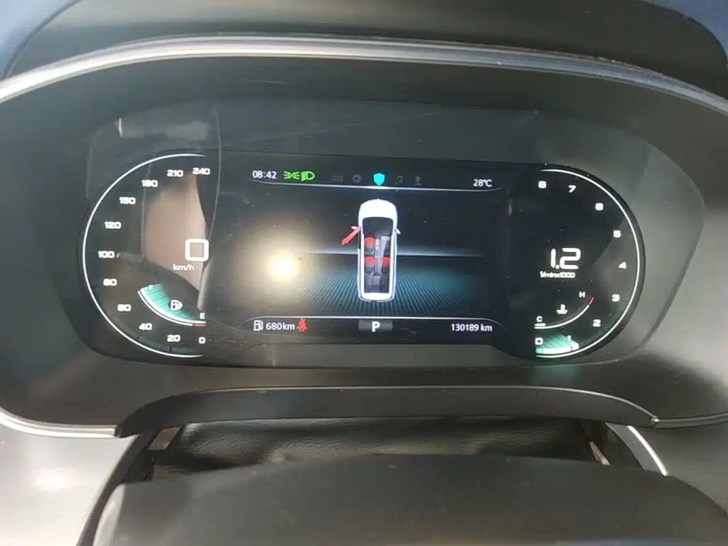 Roewe iMAX8 — фото 8