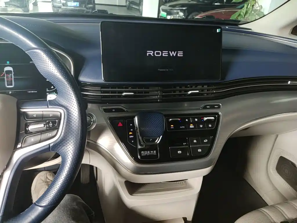 Roewe iMAX8 — фото 9