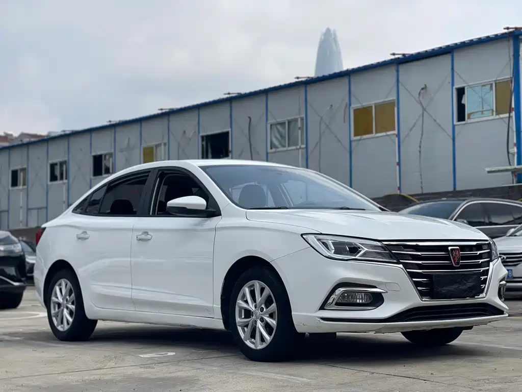Roewe i5 — фото 3