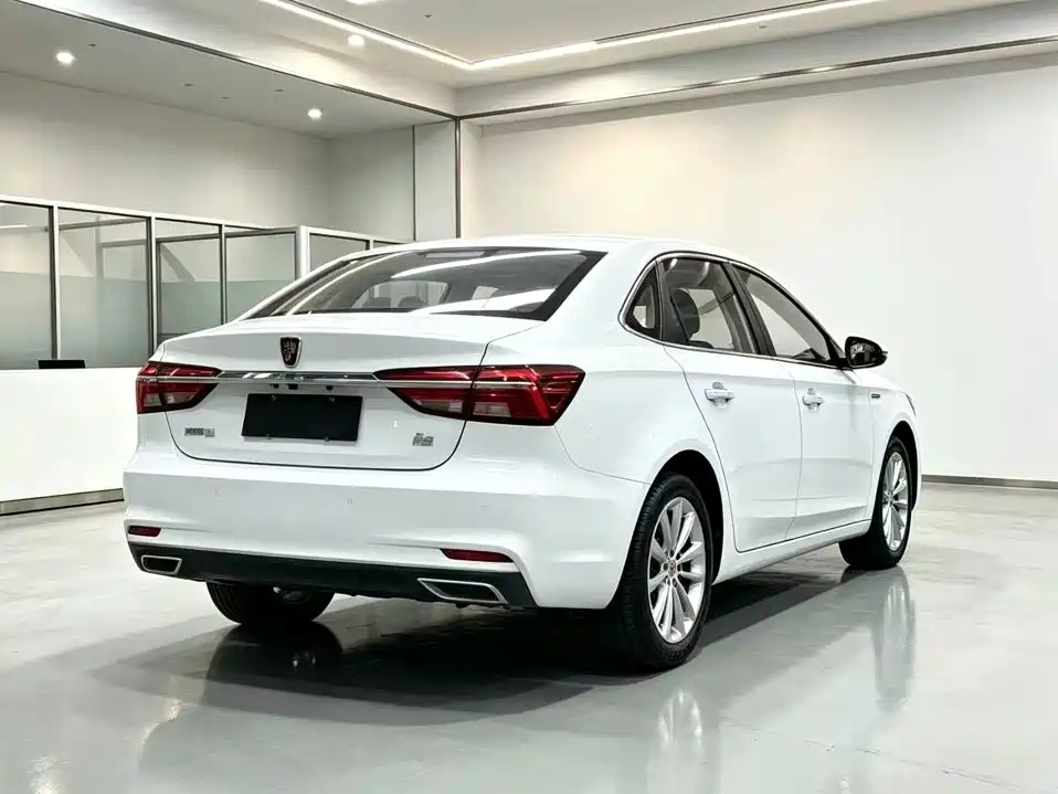 Roewe i6 Classic — фото 8