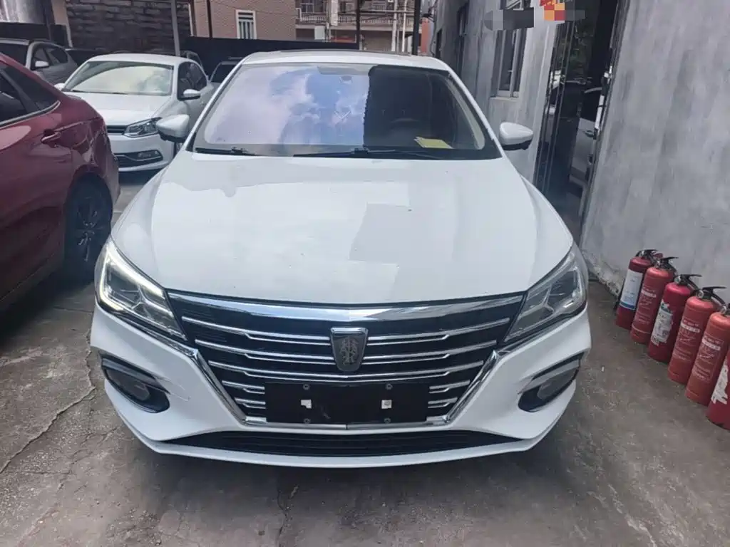 Roewe i5 — фото 3
