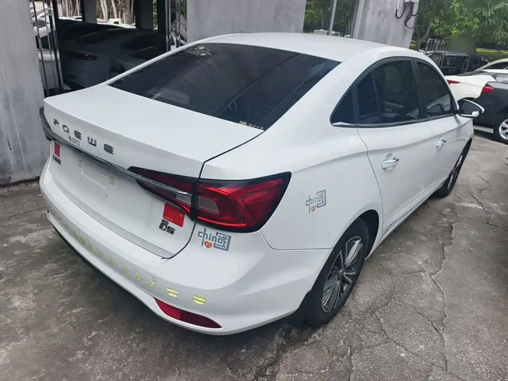 Roewe i5 — фото 7