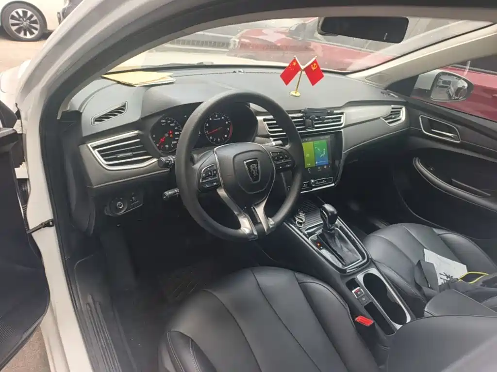 Roewe i5 — фото 10