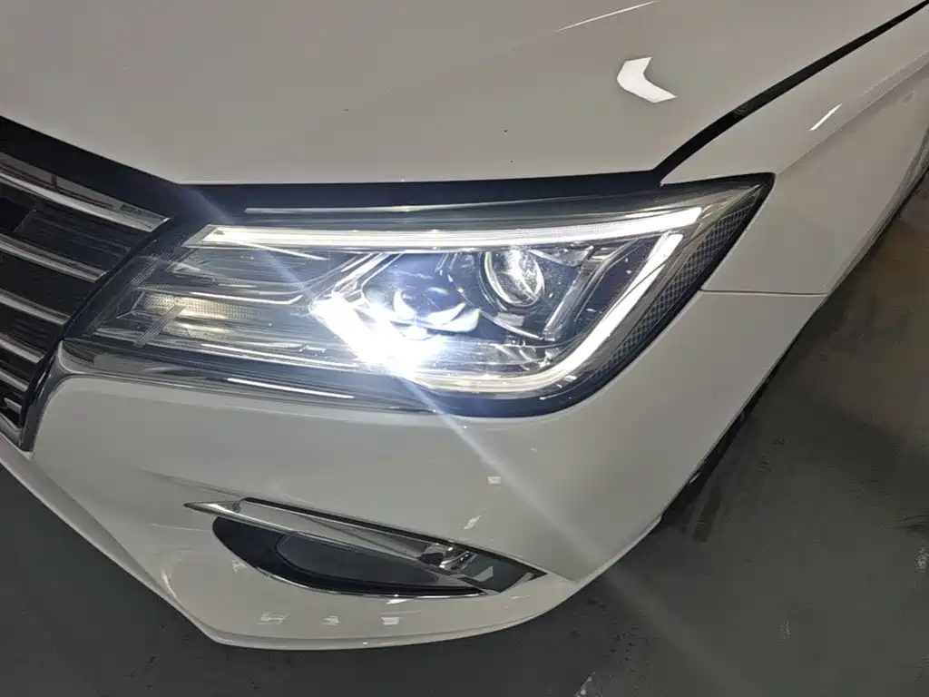 Roewe i5 — фото 18