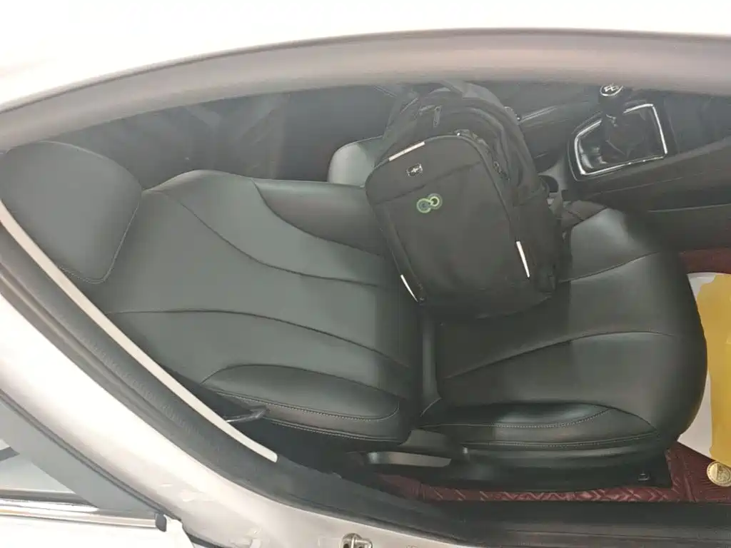 Roewe i5 — фото 19