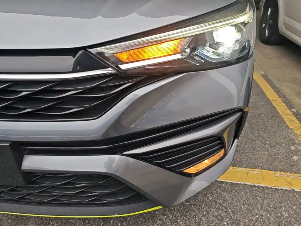 Roewe i5 — фото 24