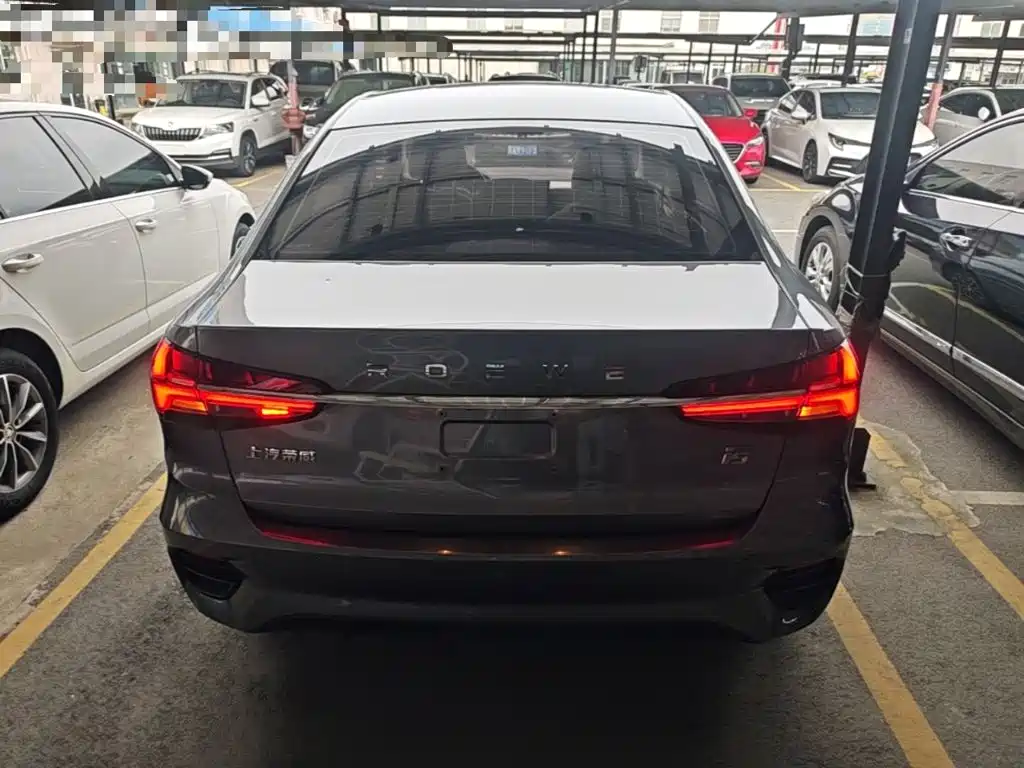 Roewe i5 — фото 6