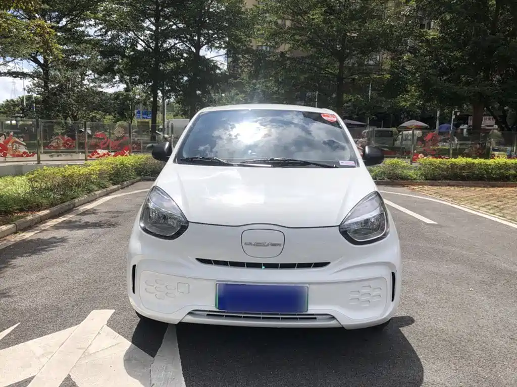 Roewe Clever — фото 10
