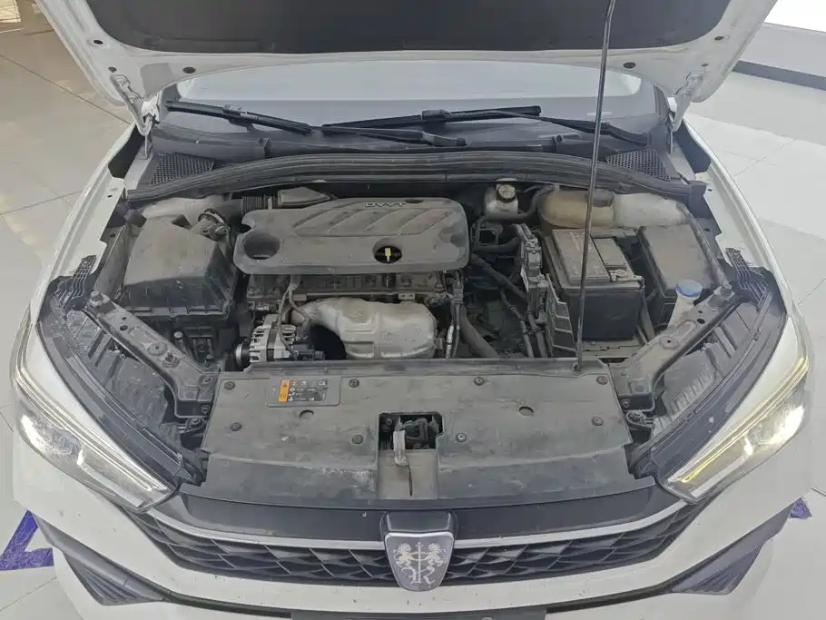 Roewe i5 — фото 10