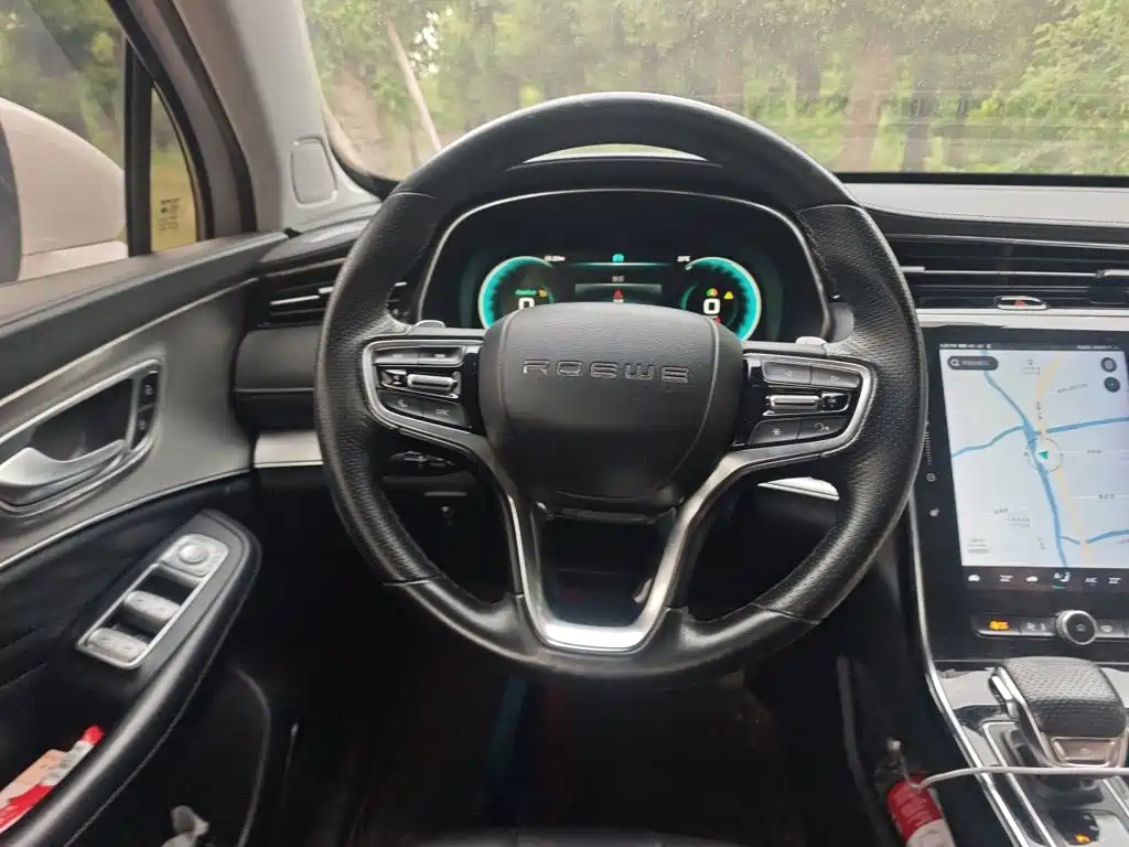 Roewe RX5 eMAX — фото 11