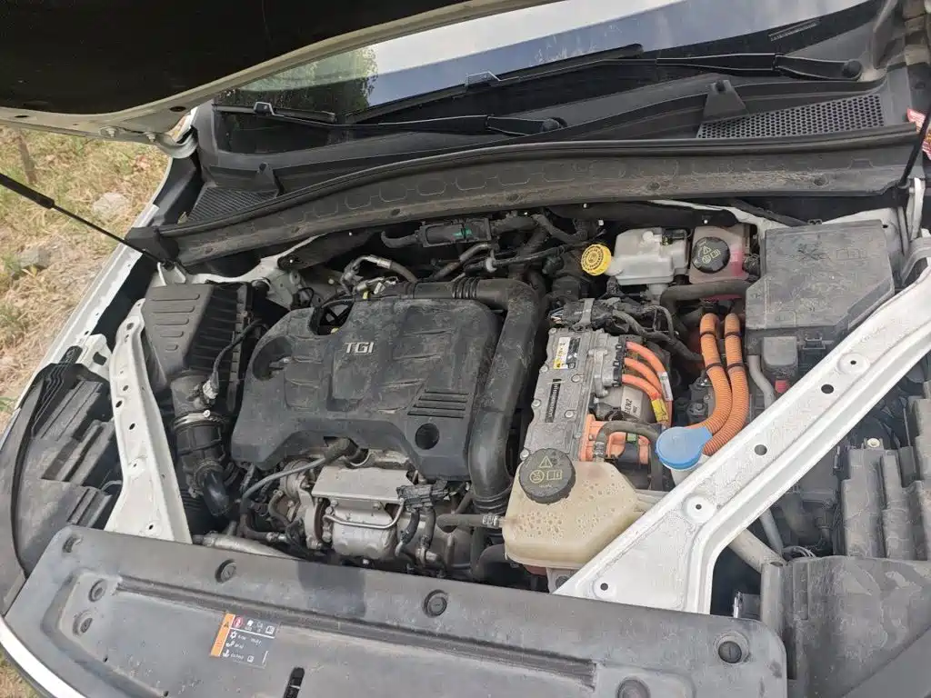 Roewe RX5 eMAX — фото 21