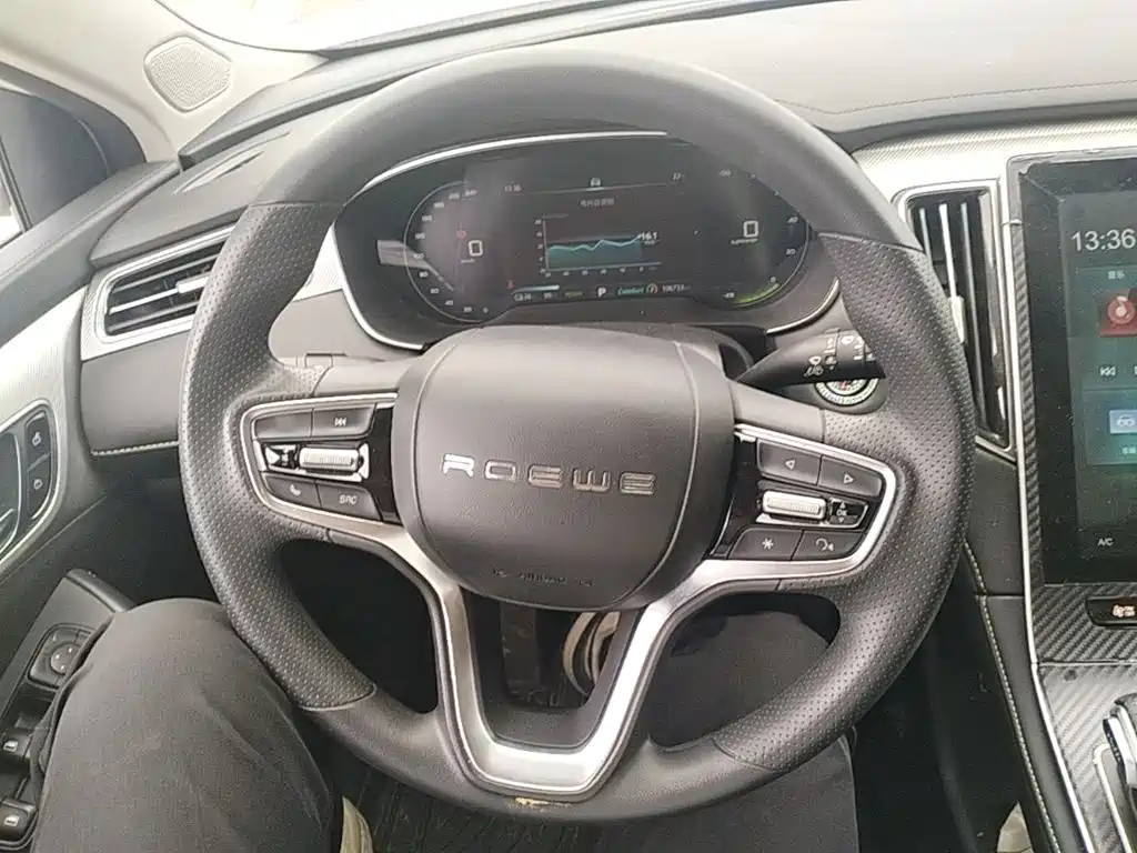 Roewe i6 MAX New Energy — фото 11