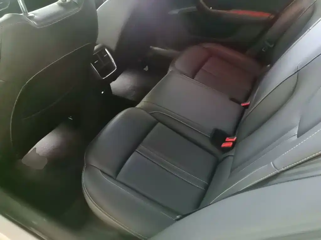 Skoda Octavia — фото 17