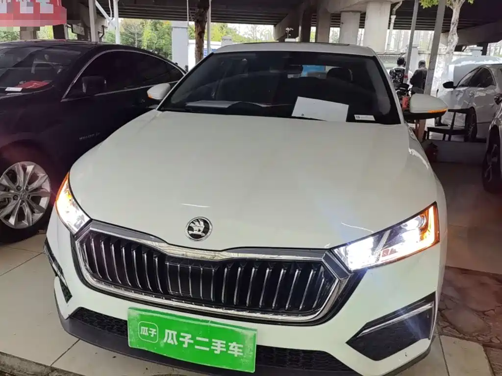 Skoda Octavia — фото 3