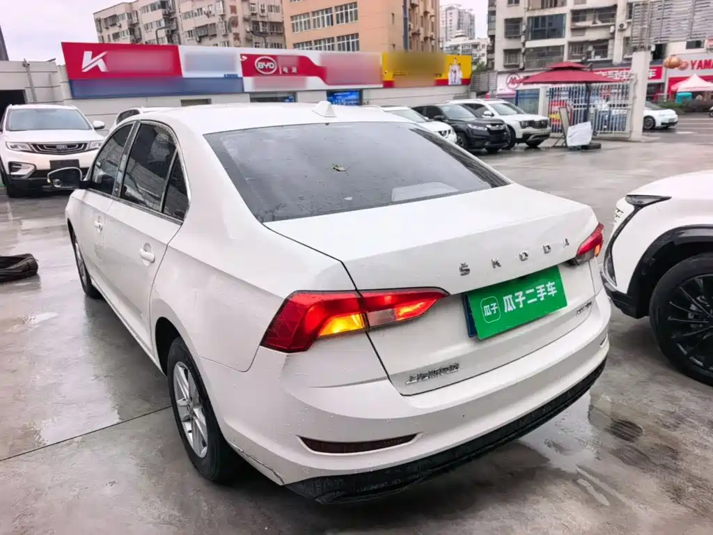 Skoda Rapid — фото 5