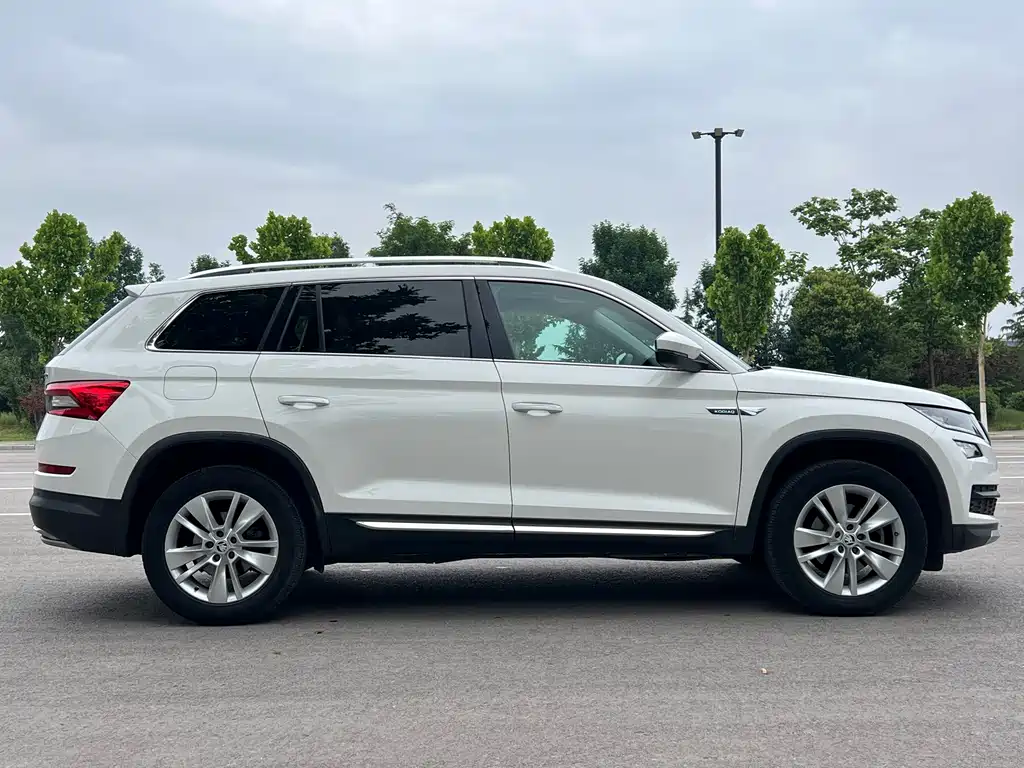 Skoda Kodiaq — фото 4