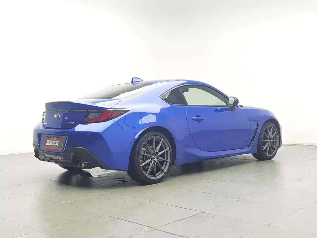 Subaru BRZ — фото 2