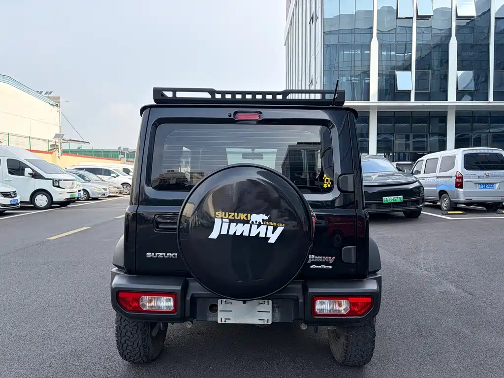 Suzuki Jimny — фото 6