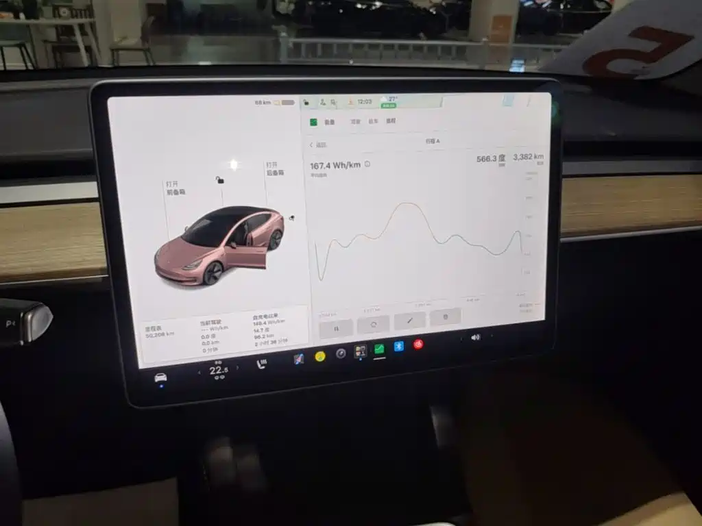 Tesla Model 3 — фото 13