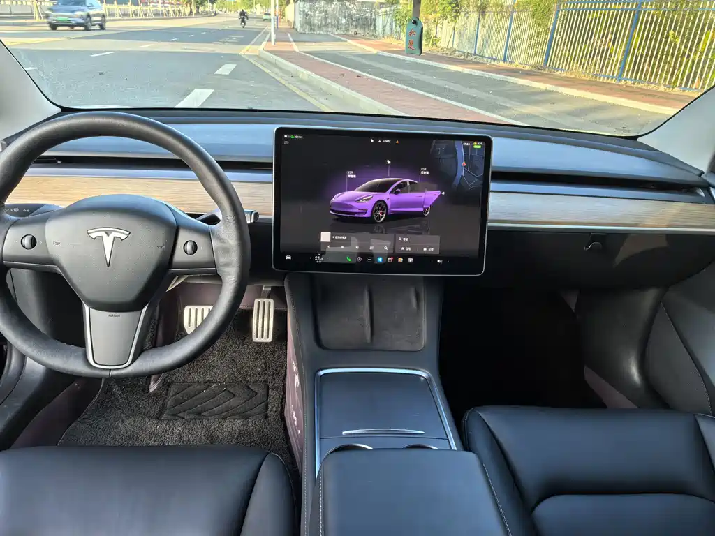 Tesla Model 3 — фото 6