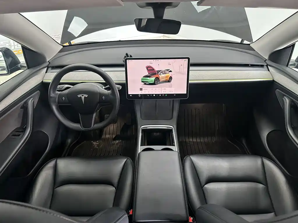 Tesla Model Y — фото 7