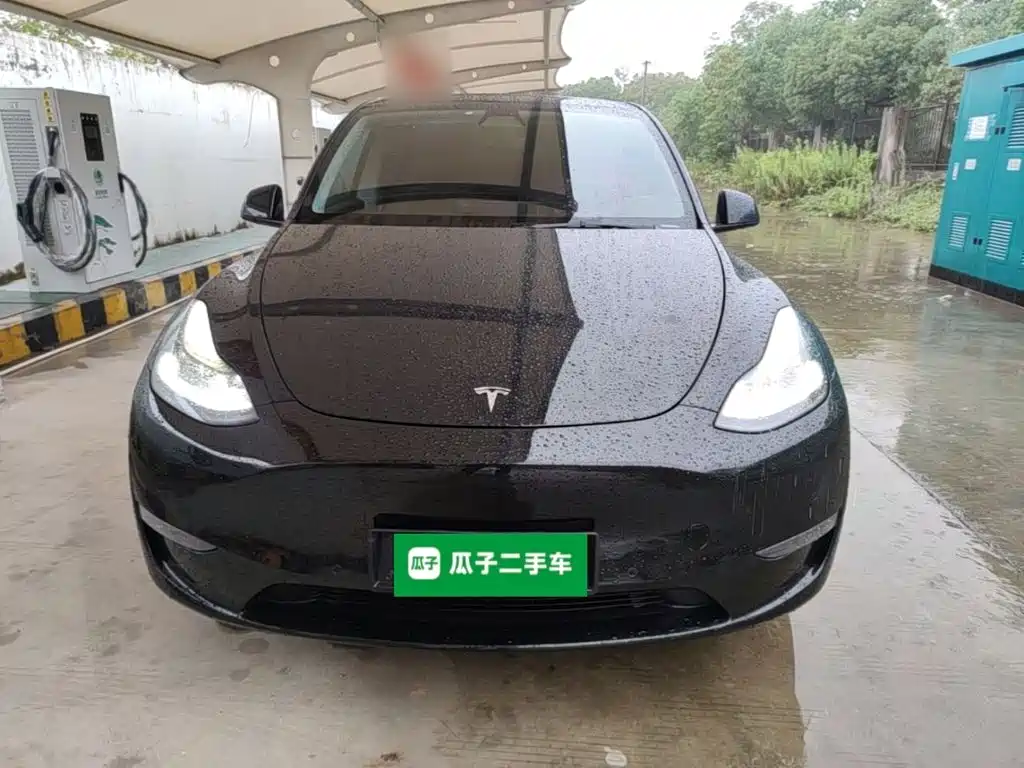 Tesla Model Y — фото 3