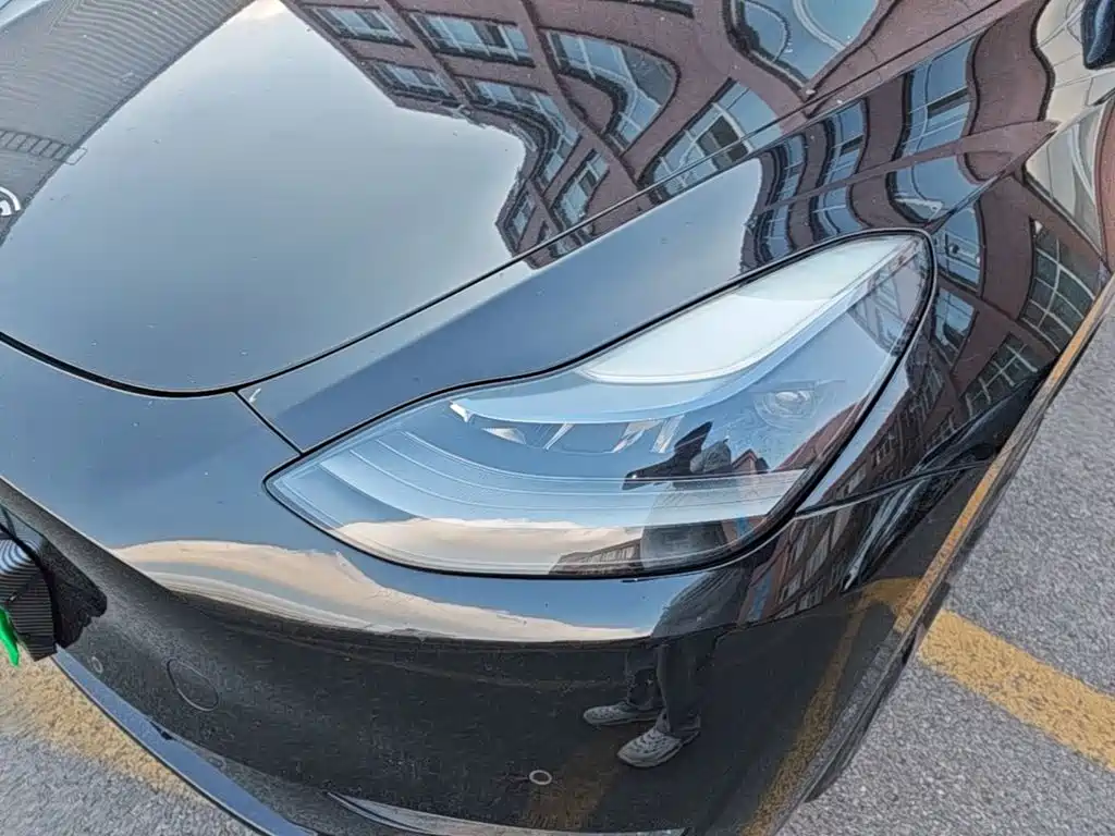 Tesla Model Y — фото 24