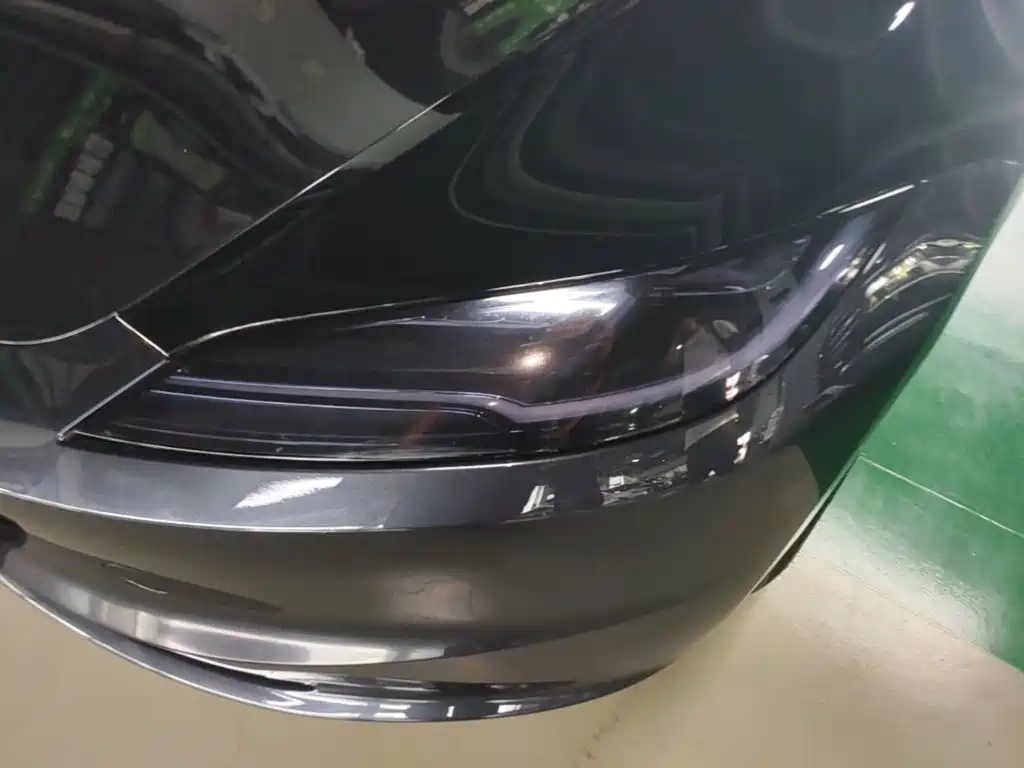 Tesla Model 3 — фото 18